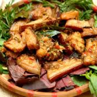 Heo rừng xào lăn 